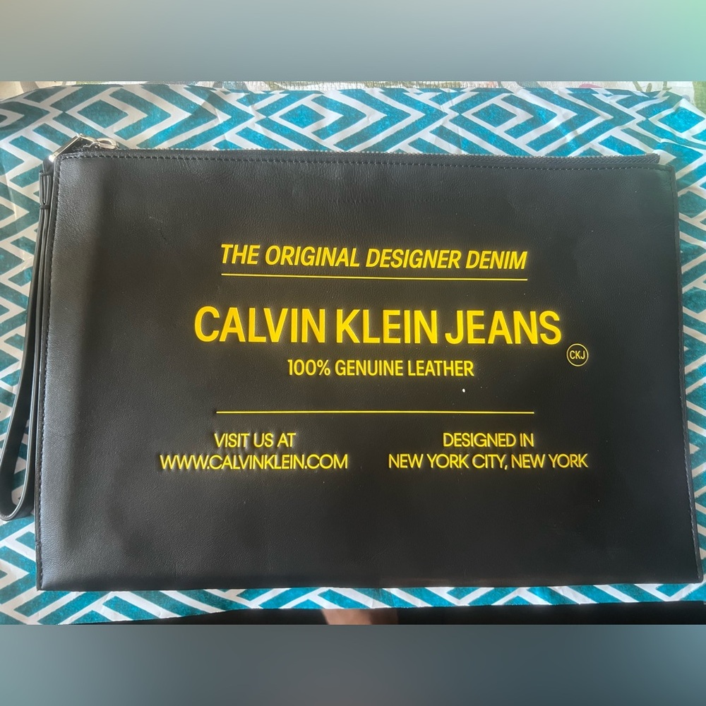 CALVIN KLEIN Pre-loved cosmetic bag